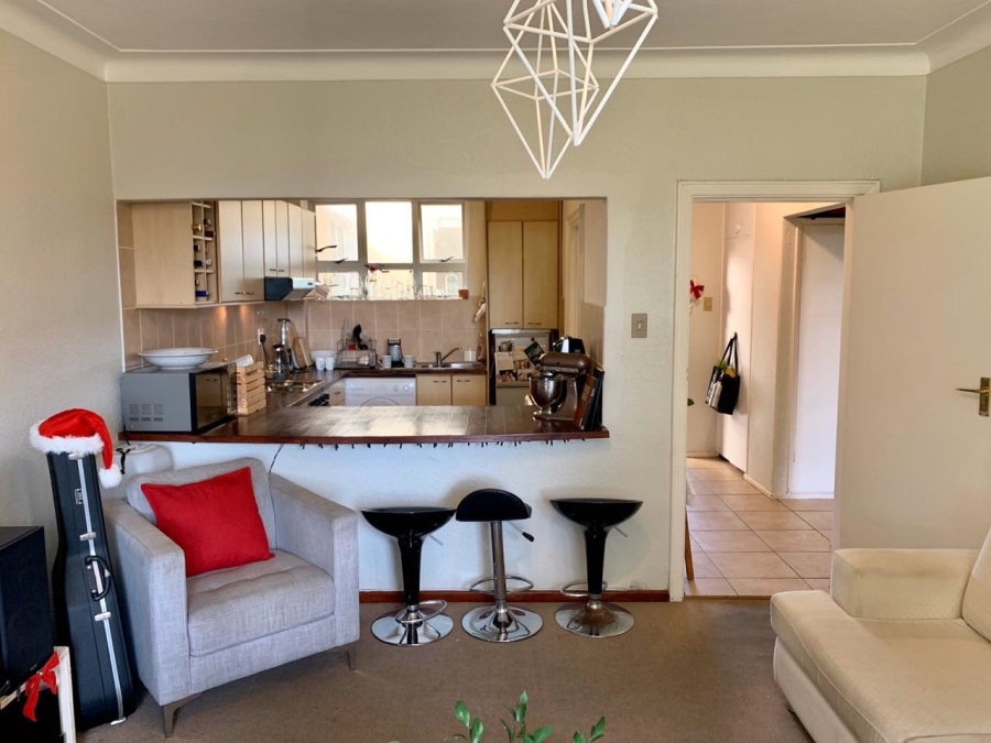 To Let 1 Bedroom Property for Rent in Rondebosch Village Western Cape